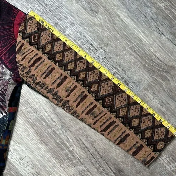 Vintage Sacred Threads, size small, tie neck, pockets, like new! WA-1583 - Picture 8 of 8